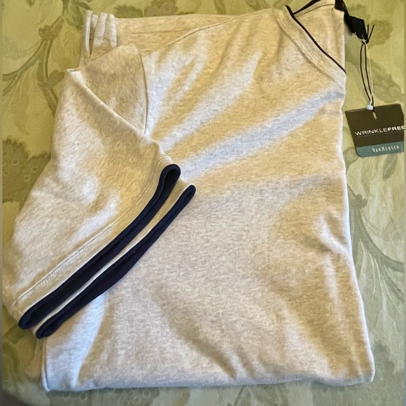 New Van Heusen V-neck Cotton Wrinkle Free Short Sleeve Oversized Oatmeal Top LG - Picture 2 of 16